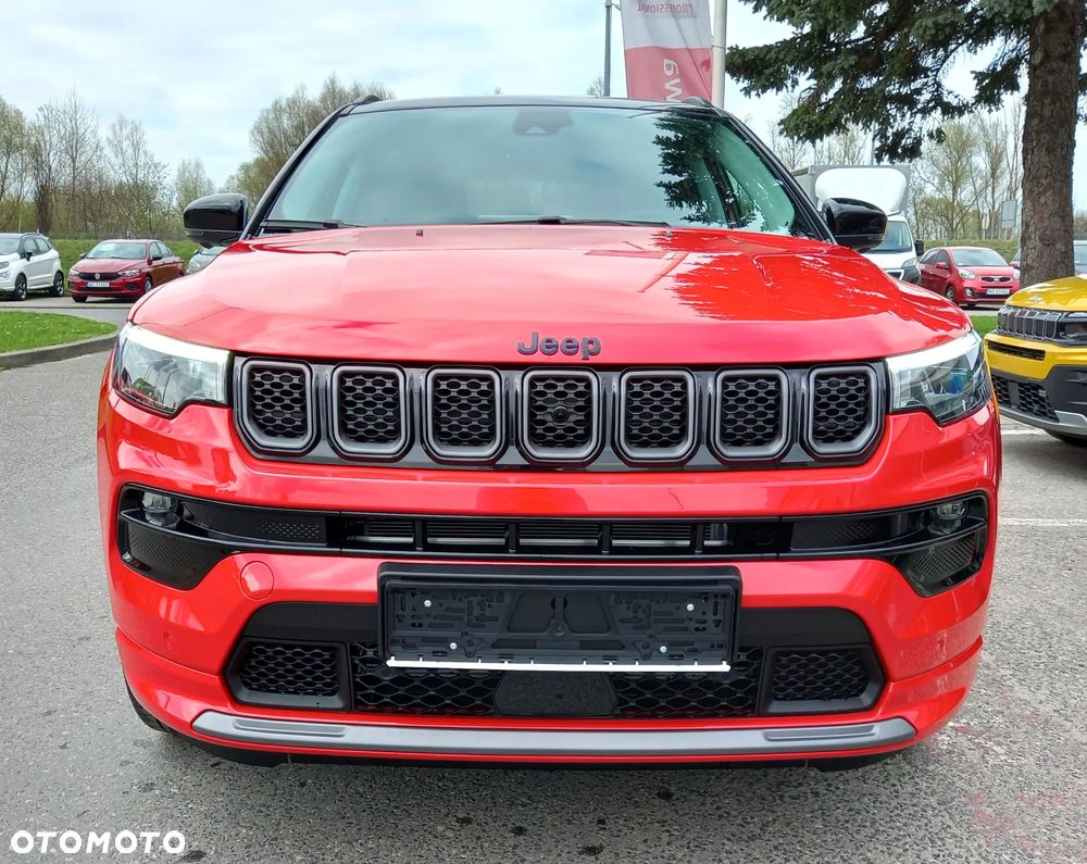Jeep Compass - 8