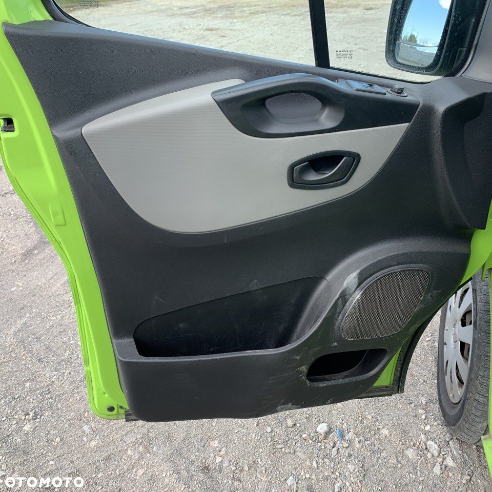 Renault Trafic - 21