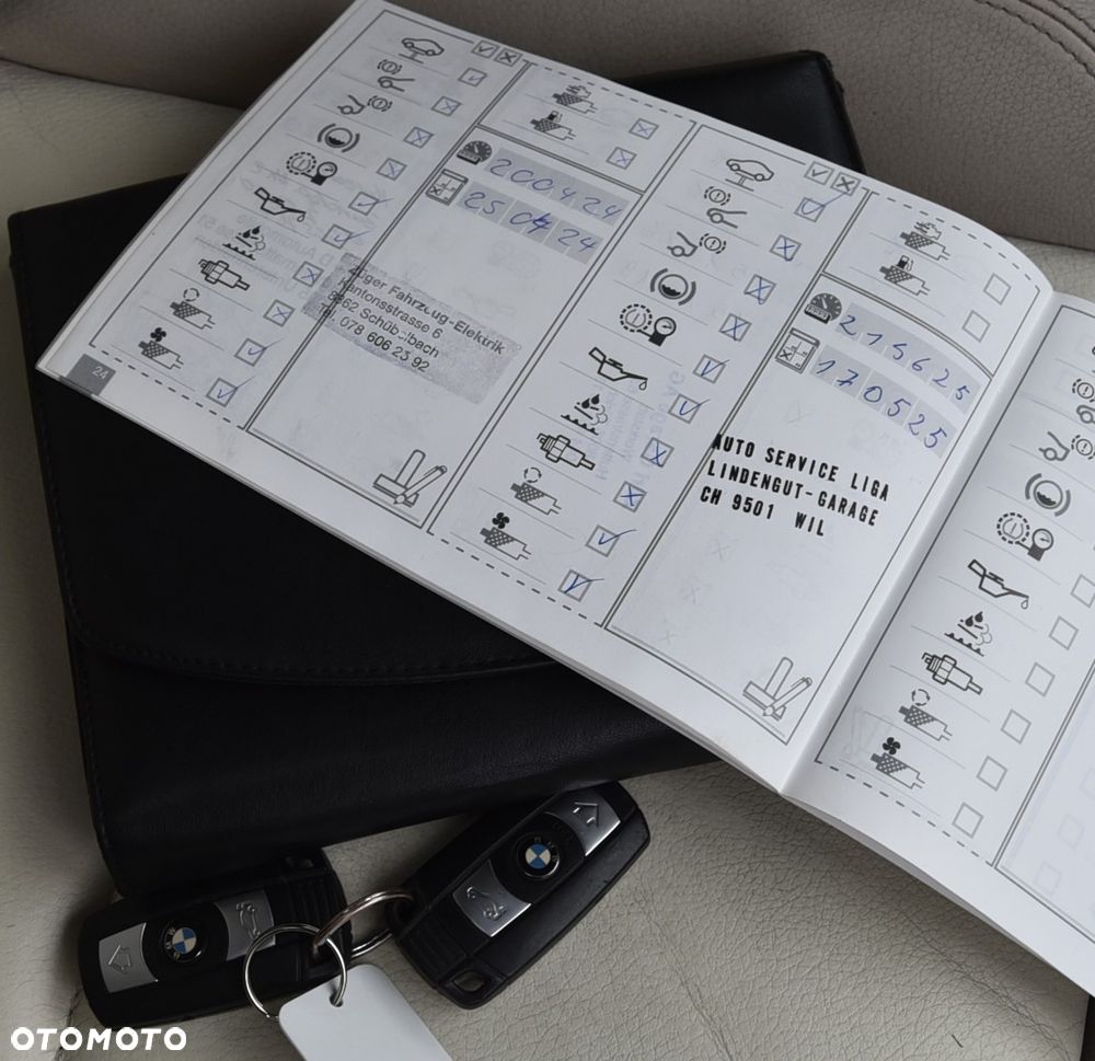 BMW Seria 3 325xi - 36