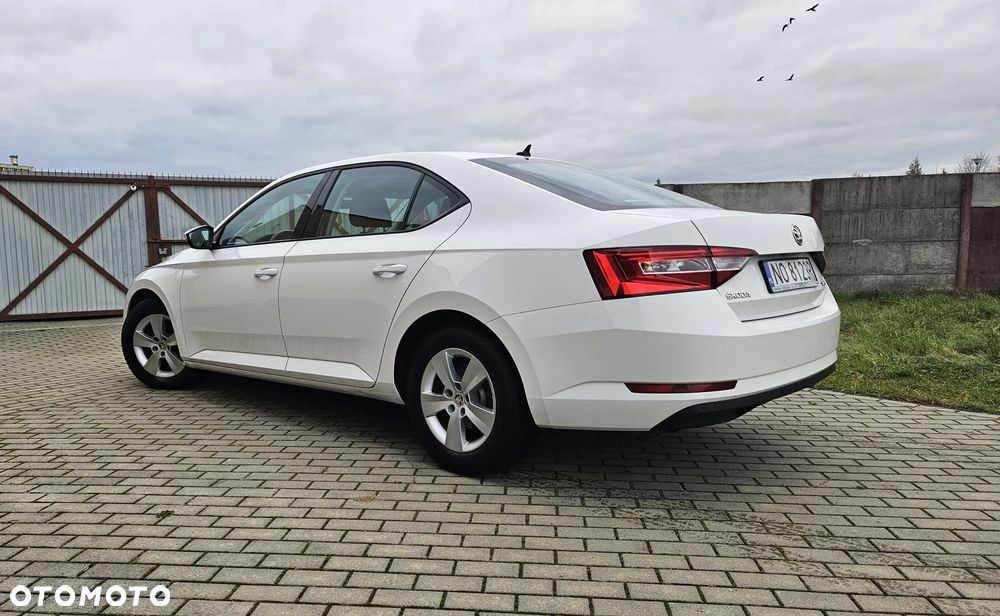Skoda Superb 1.6 TDI Style - 12