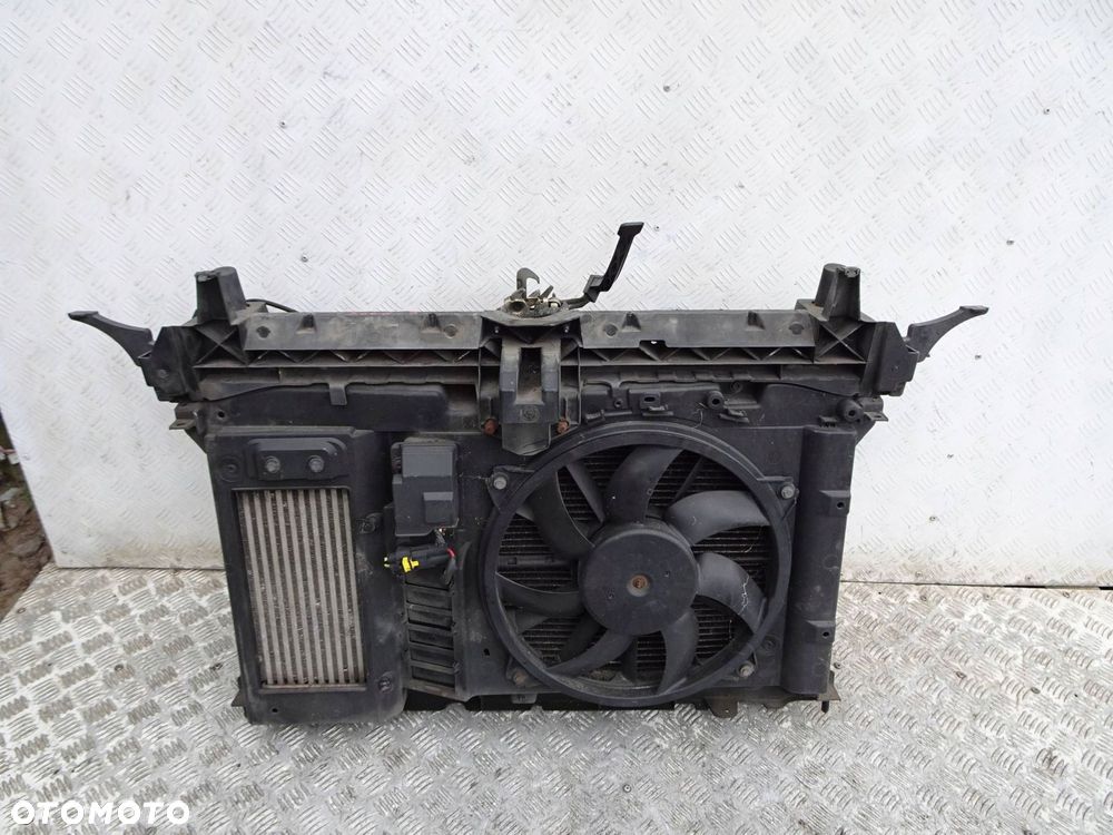pas przedni chłodnice kpl. peugeot 3008 i 1.6 e-hdi - 1