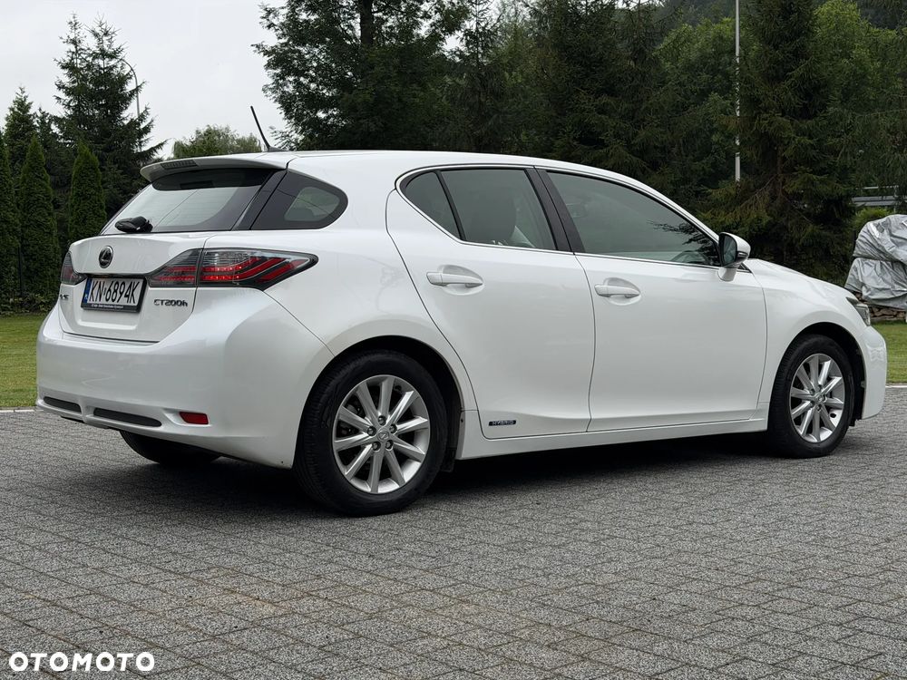 Lexus CT 200h Comfort - 9