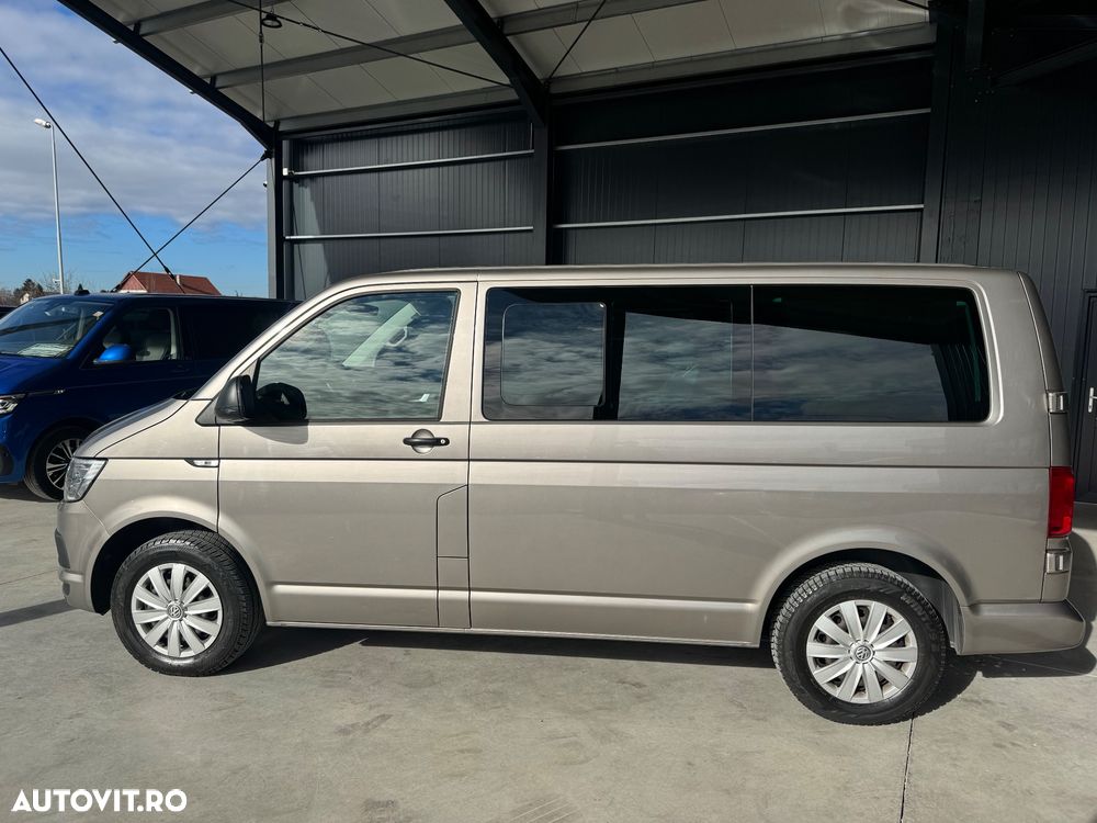 Volkswagen Multivan - 10