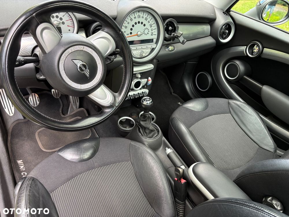 MINI Cooper S - 6