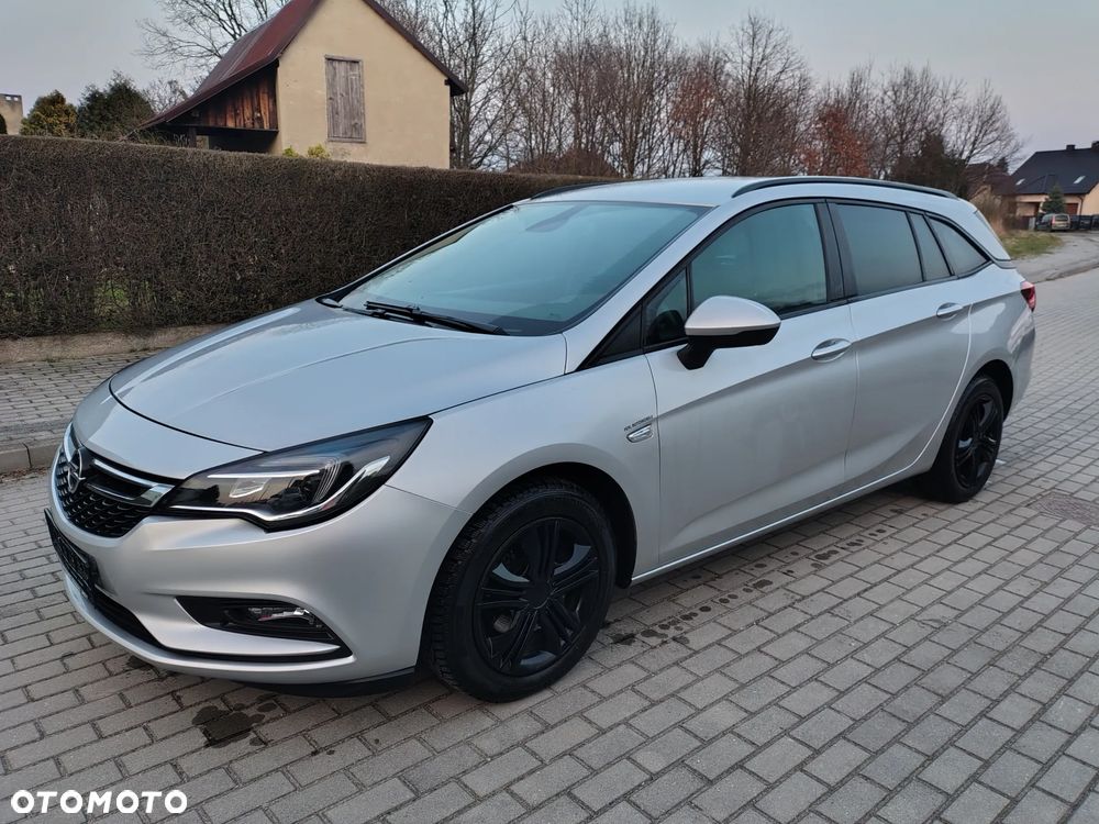 Opel Astra - 3