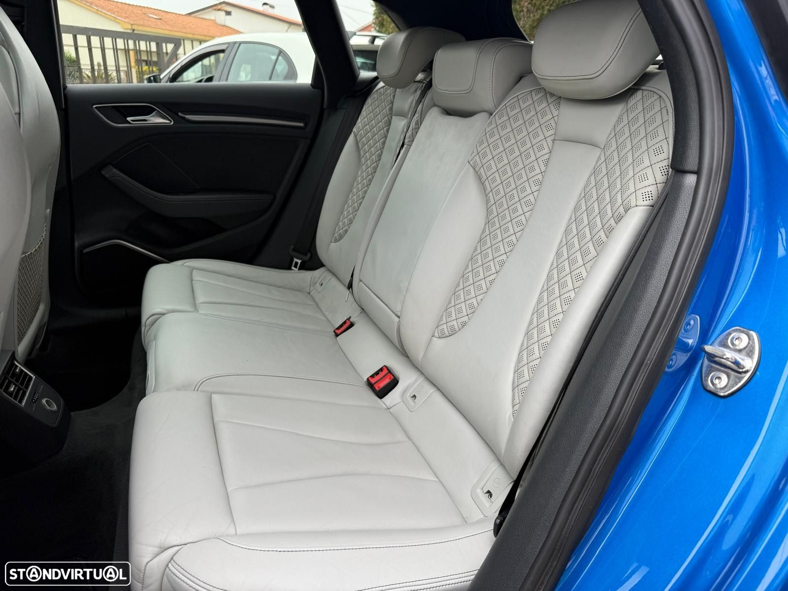 Audi RS3 Sportback 2.5 TFSI quattro S tronic - 18