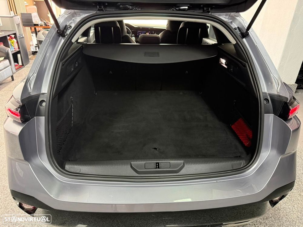 Peugeot 308 SW - 9