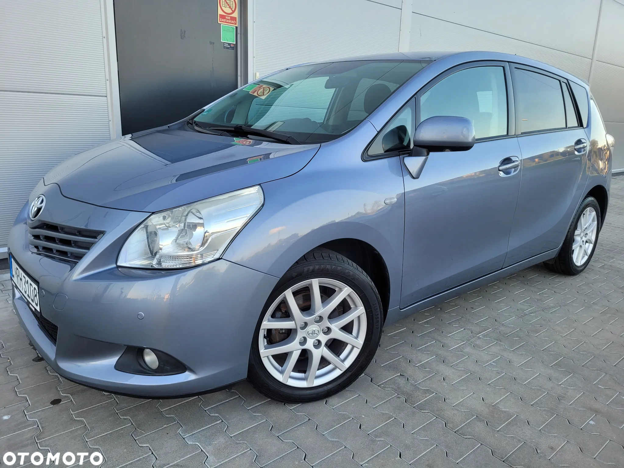 Toyota Verso 1.8 5-Sitzer Executive - 2