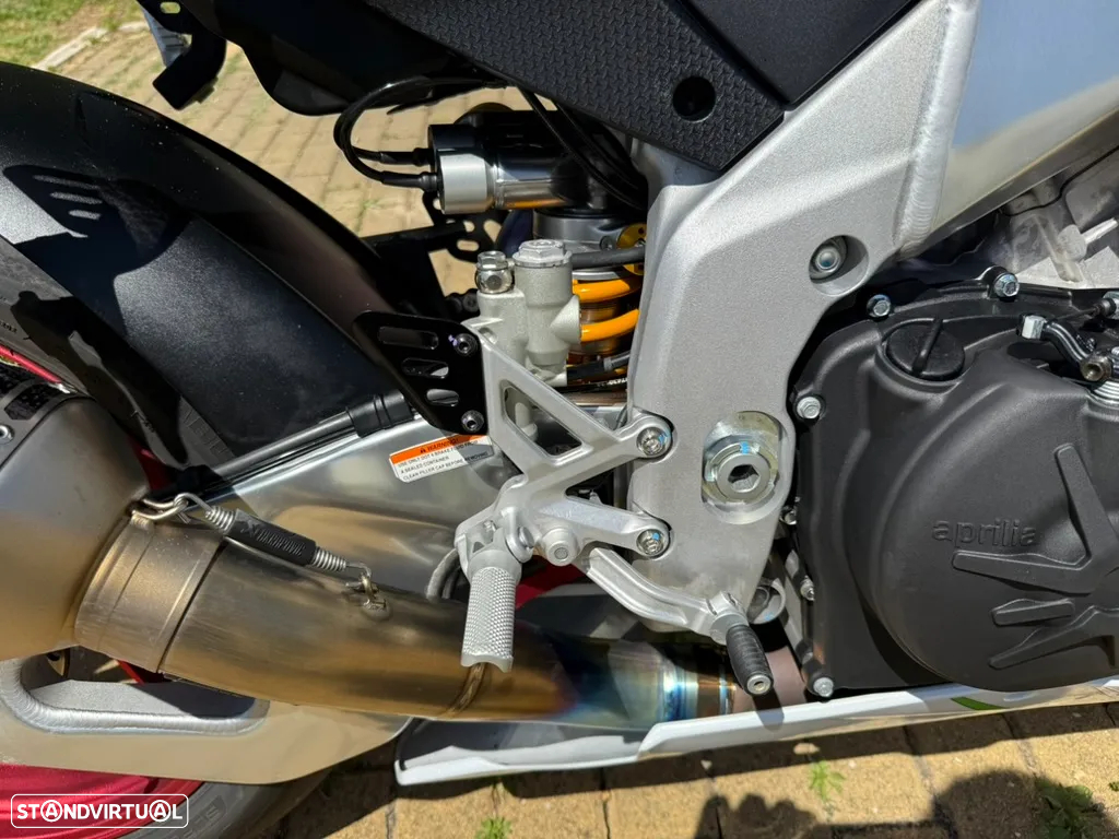 Aprilia RS RSV4 Factory - 21