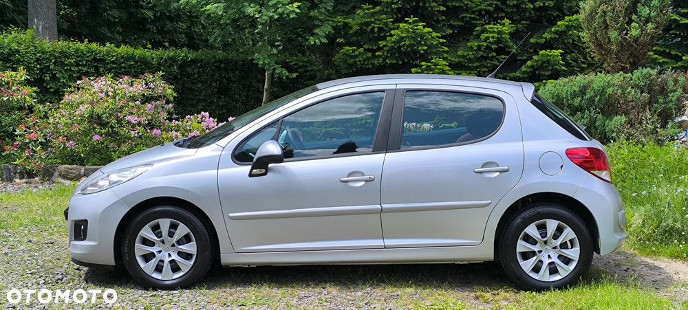 Peugeot 207 1.4 16V Trendy nICE - 25
