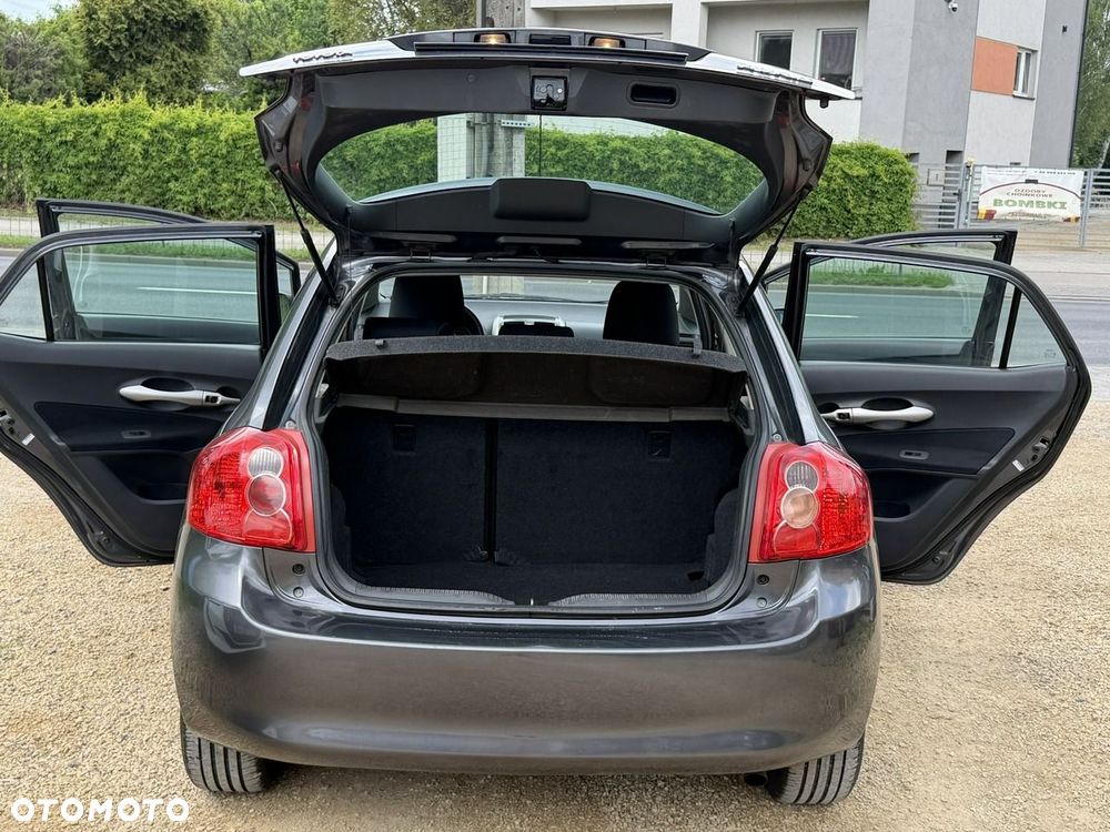 Toyota Auris - 23