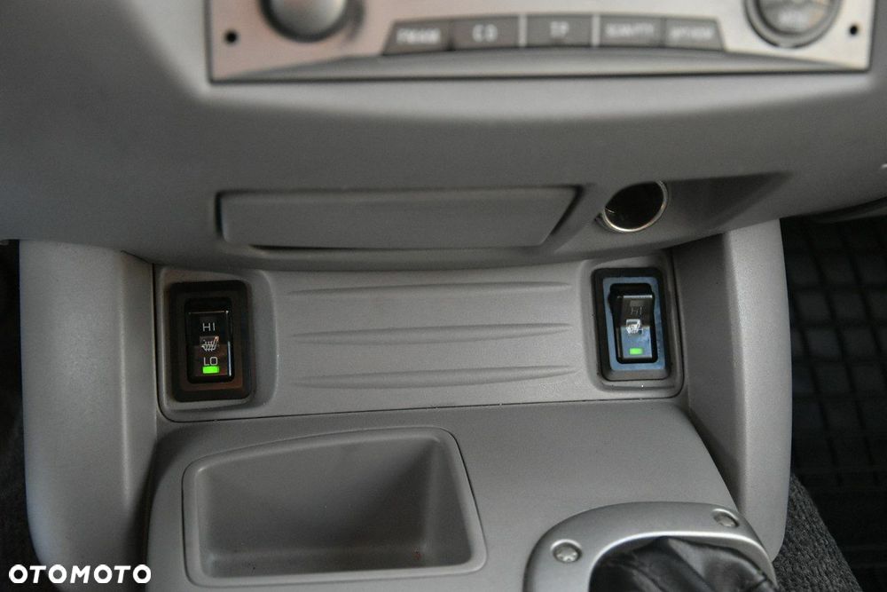 Mitsubishi L200 - 11