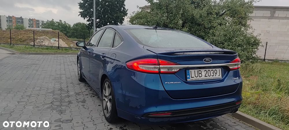 Ford Fusion - 14