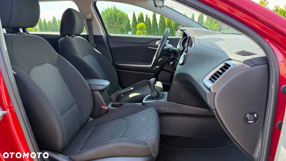 Kia Ceed 1.0 T-GDI 120 OPF Edition 7 - 19