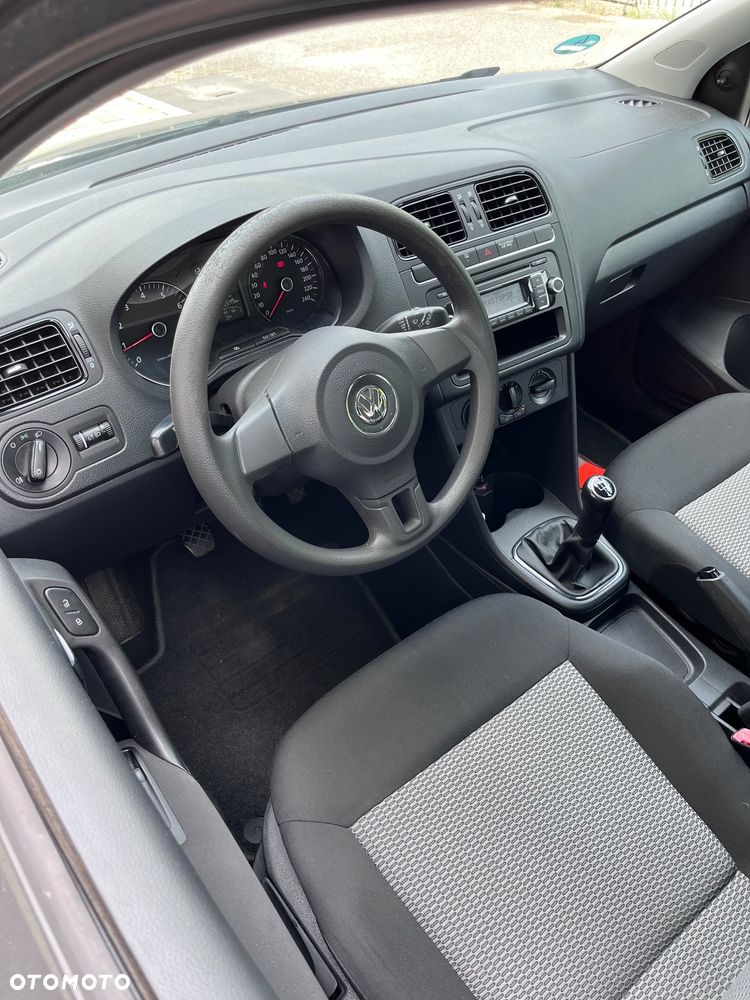 Volkswagen Polo - 15