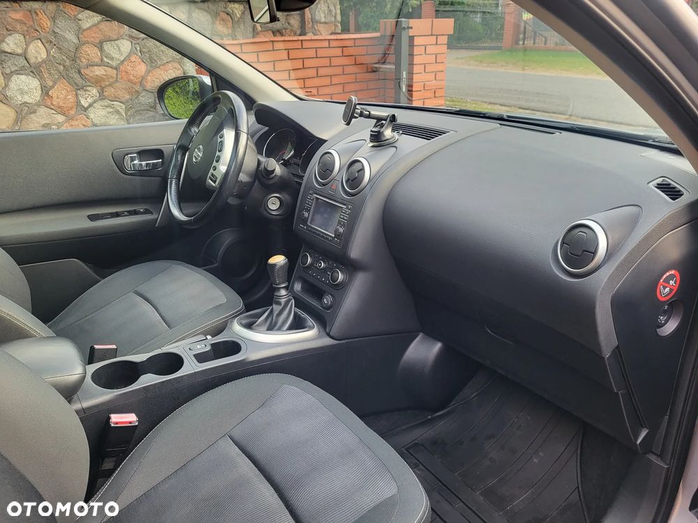 Nissan Qashqai - 16