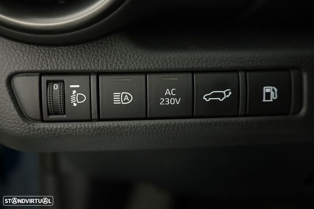 Toyota C-HR 2.0 HDF Plug-in Square Collection - 17
