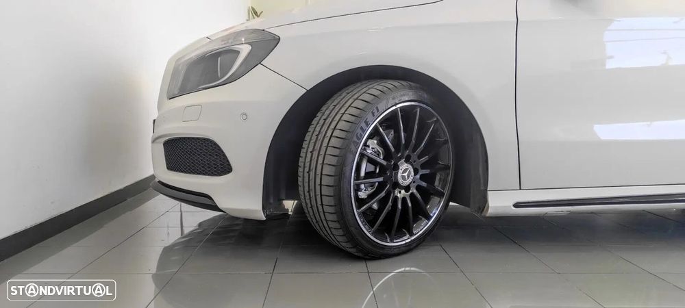 Mercedes-Benz A 180 d AMG Line - 11