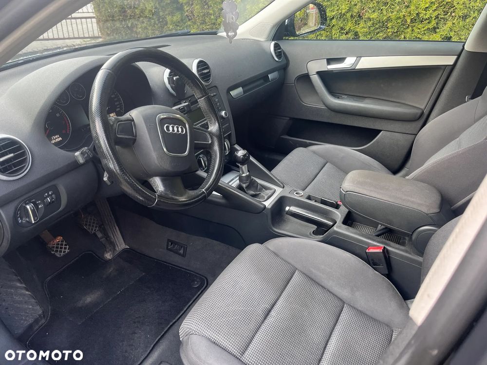 Audi A3 Sportback 1.6 S line Sportpaket (plus) - 10