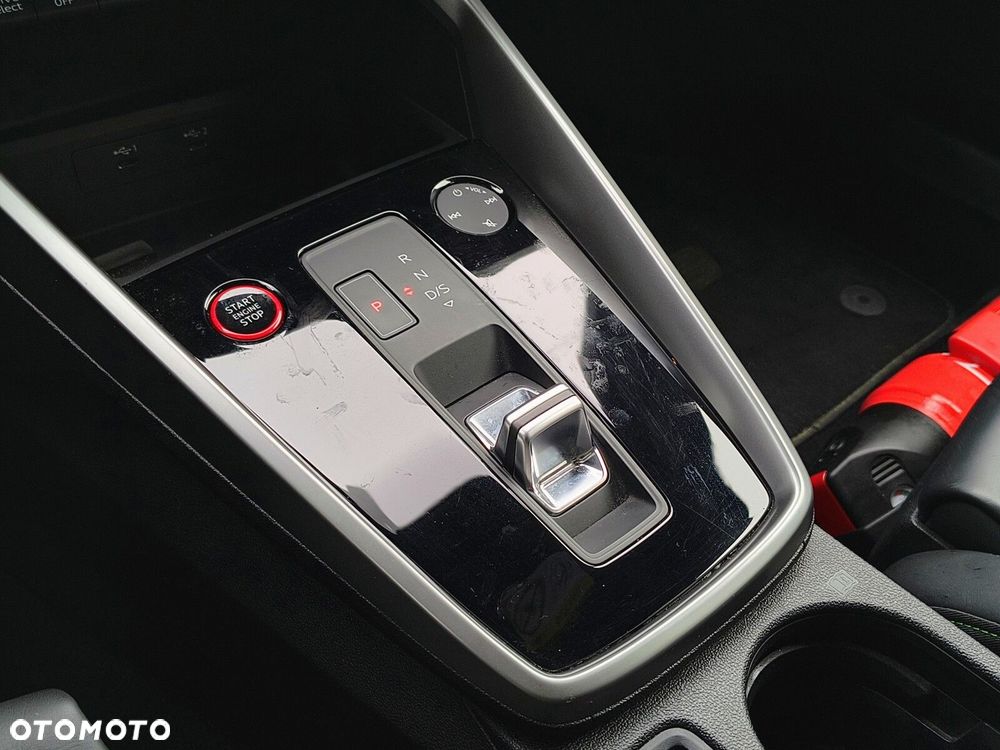 Audi RS3 Sportback TFSI Quattro S tronic - 27