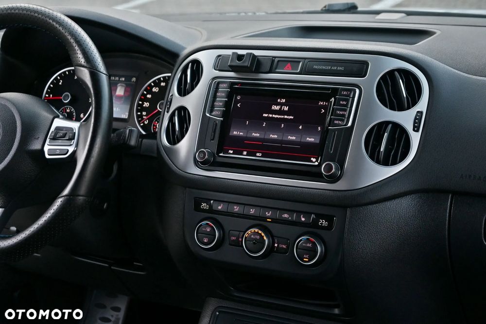 Volkswagen Tiguan 2.0 TDI SCR 4MotION DSG R-Line - 26