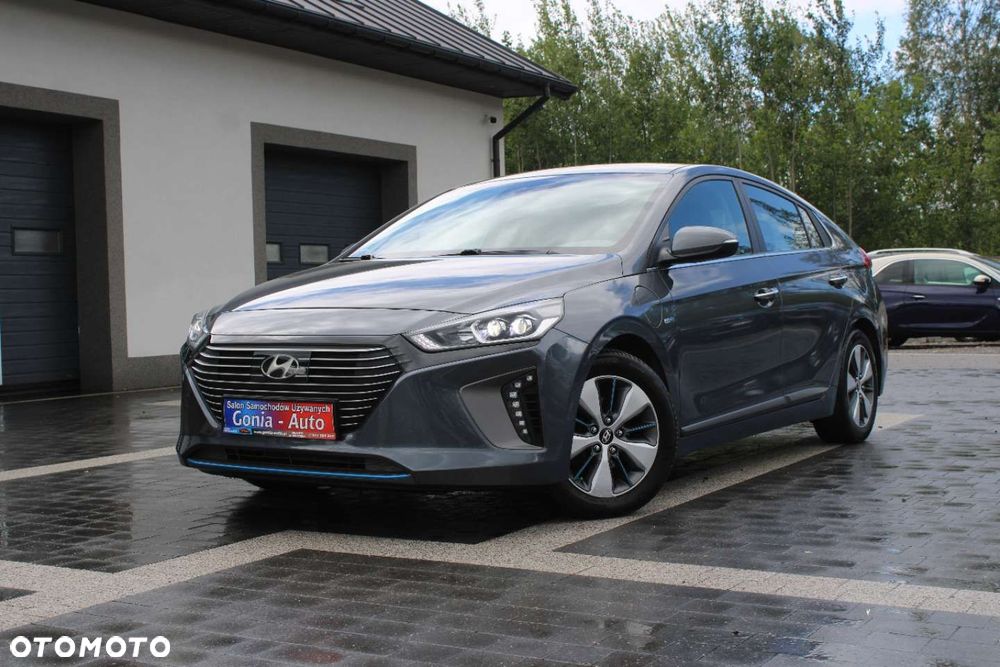 Hyundai IONIQ - 2