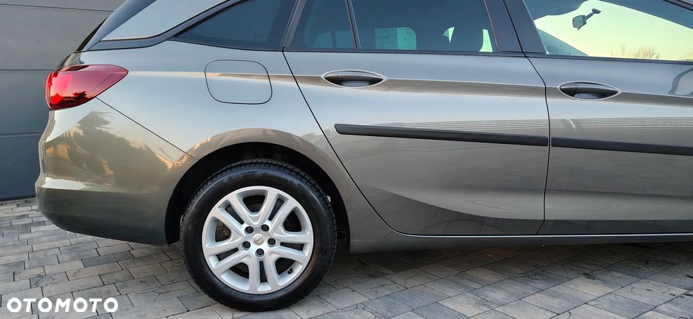 Opel Astra 1.6 D (CDTI) Business - 10