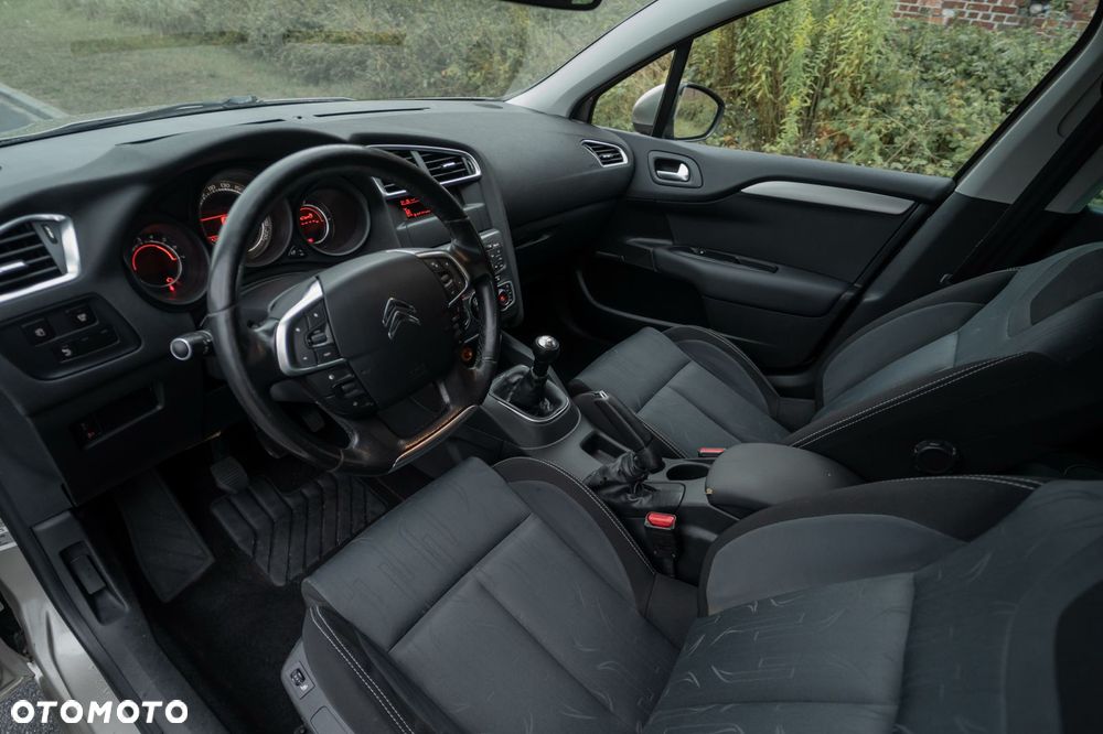 Citroën C4 1.6 HDi Seduction - 9
