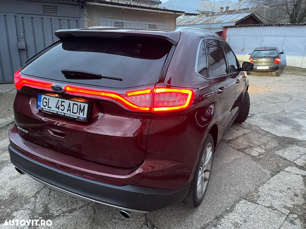 Ford Edge 2.0 TDCi Powershift Titanium - 16