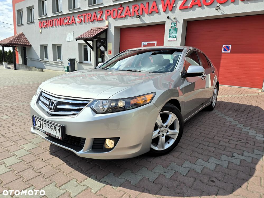 Honda Accord 2.0 Elegance 50 Jahre Edition - 2