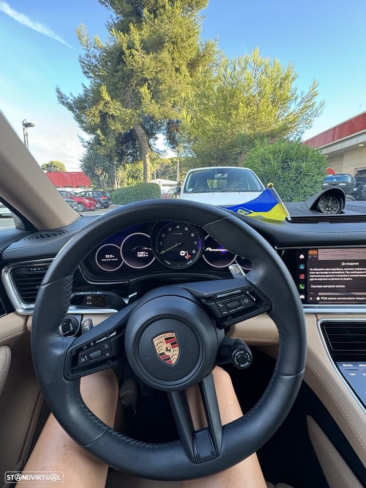 Porsche Panamera Sport Turismo 4S E-Hybrid - 5