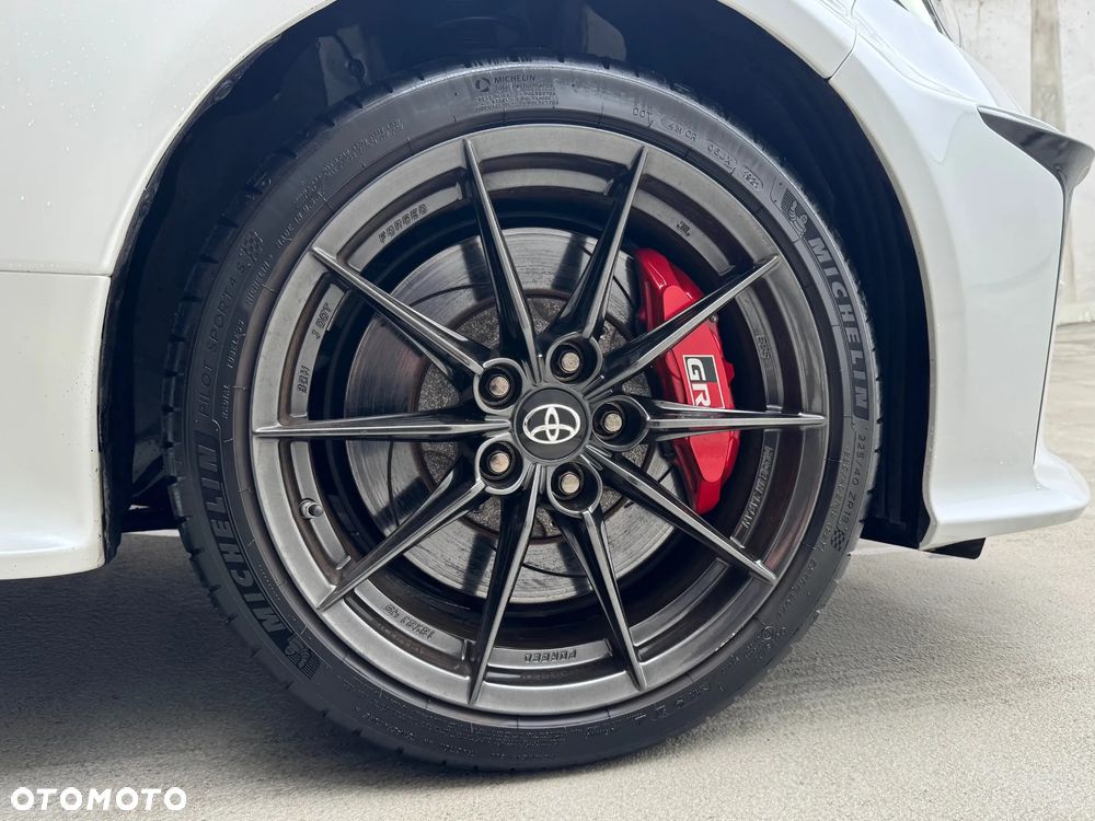 Toyota Yaris GR 1.6 Dynamic - 9