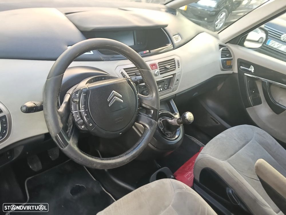 Citroën C4 Grand Picasso 1.6 HDi Exclusive - 4