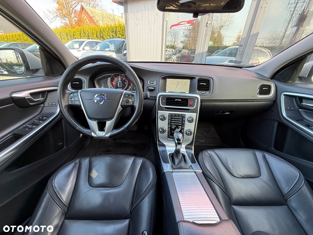 Volvo V60 D4 Drive-E Ocean Race - 15