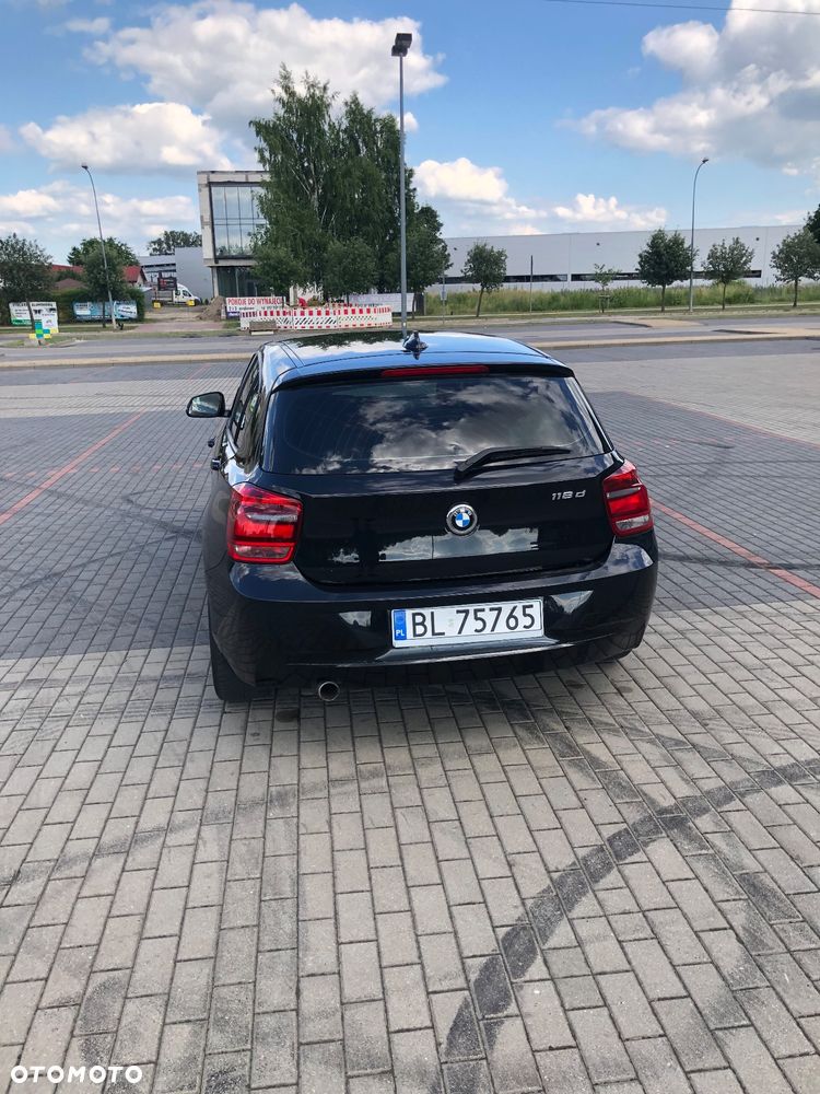 BMW Seria 1 118d - 5