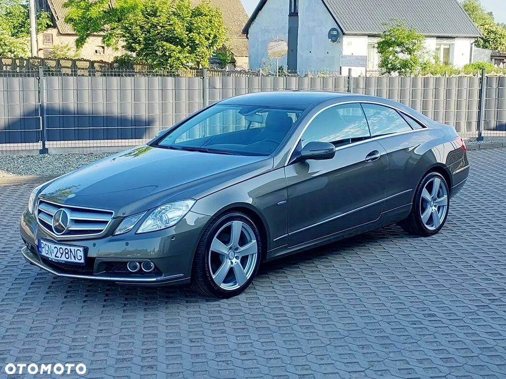 Mercedes-Benz Klasa E - 16