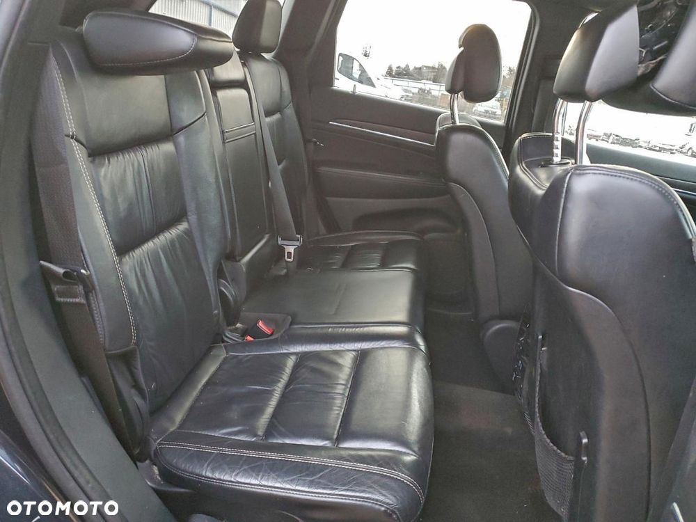 Jeep Grand Cherokee - 11