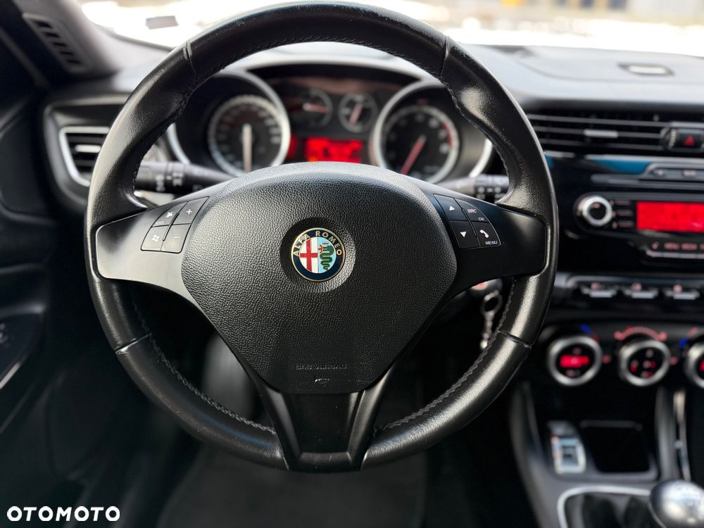 Alfa Romeo Giulietta 1.4 TB Distinctive - 19