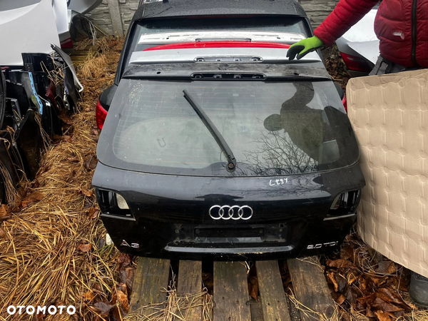 KLAPA BAGAŻNIKA TYŁ AUDI A3 8P 5D LZ9Y