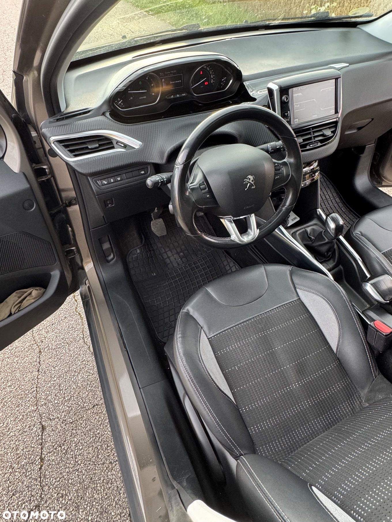 Peugeot 2008 - 15
