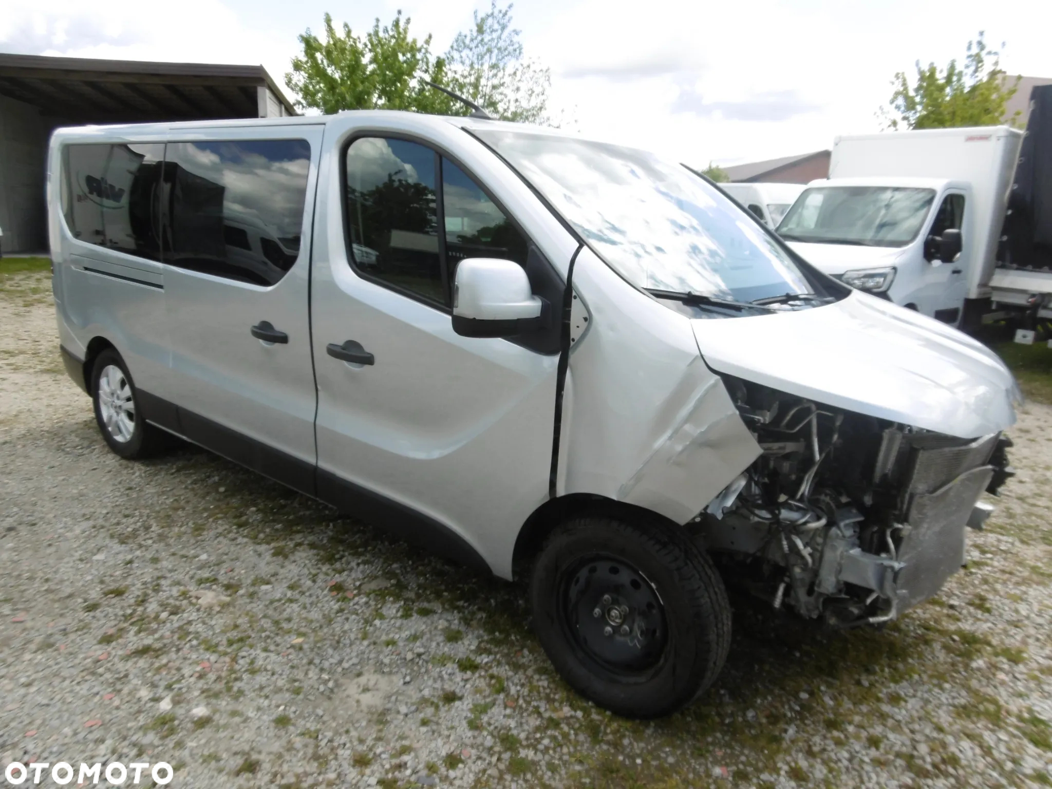 Renault Trafic SpaceClass 2.0 dCi Escapade - 2
