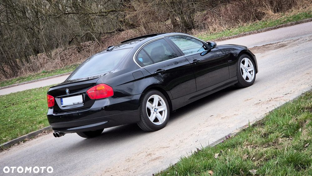 BMW Seria 3 325i Edition Sport - 1