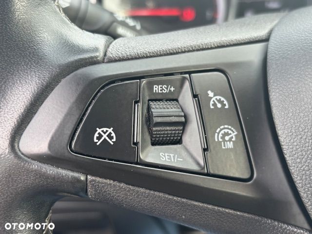 Opel Astra 1.2 T Edition S&S - 27