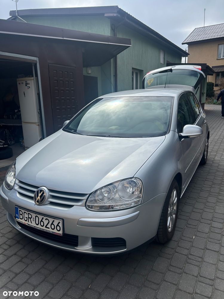 Volkswagen Golf 1.6 Comfortline - 4