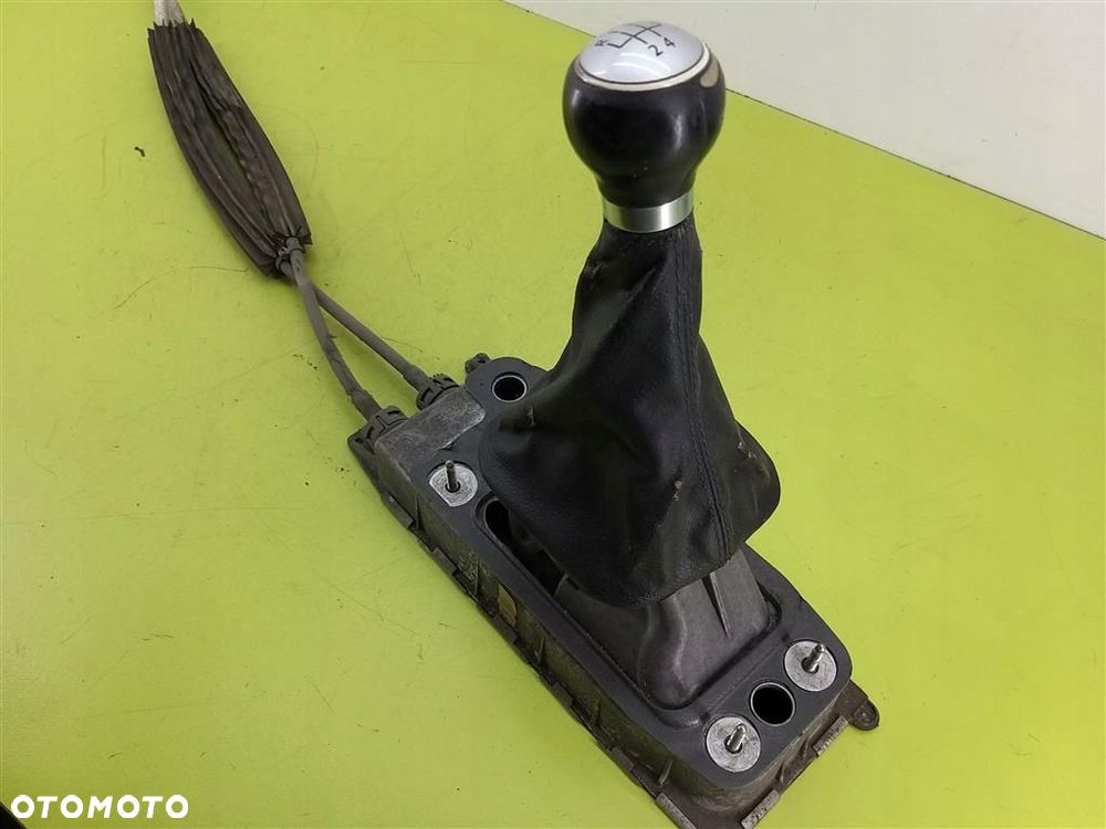 Mechanizm zmiany biegów lewarek VW Golf V 2003-2008 1,9 TDI - 1