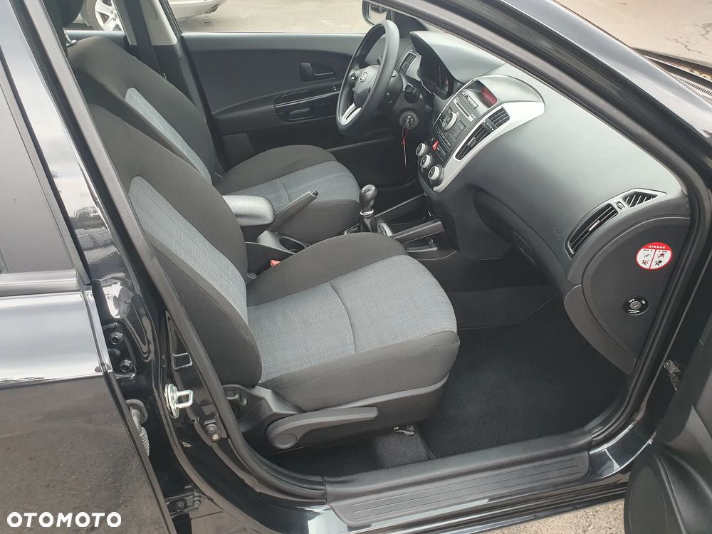 Kia Ceed 1.4 CVVT Attract - 13