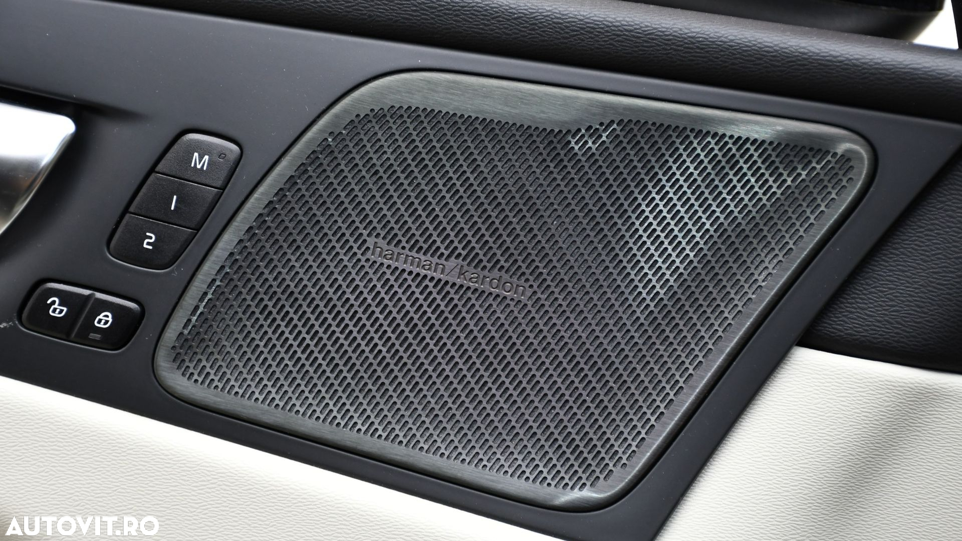 Volvo XC 60 - 21