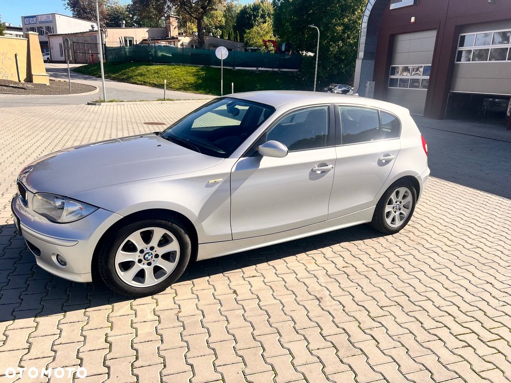 BMW Seria 1 118d - 9