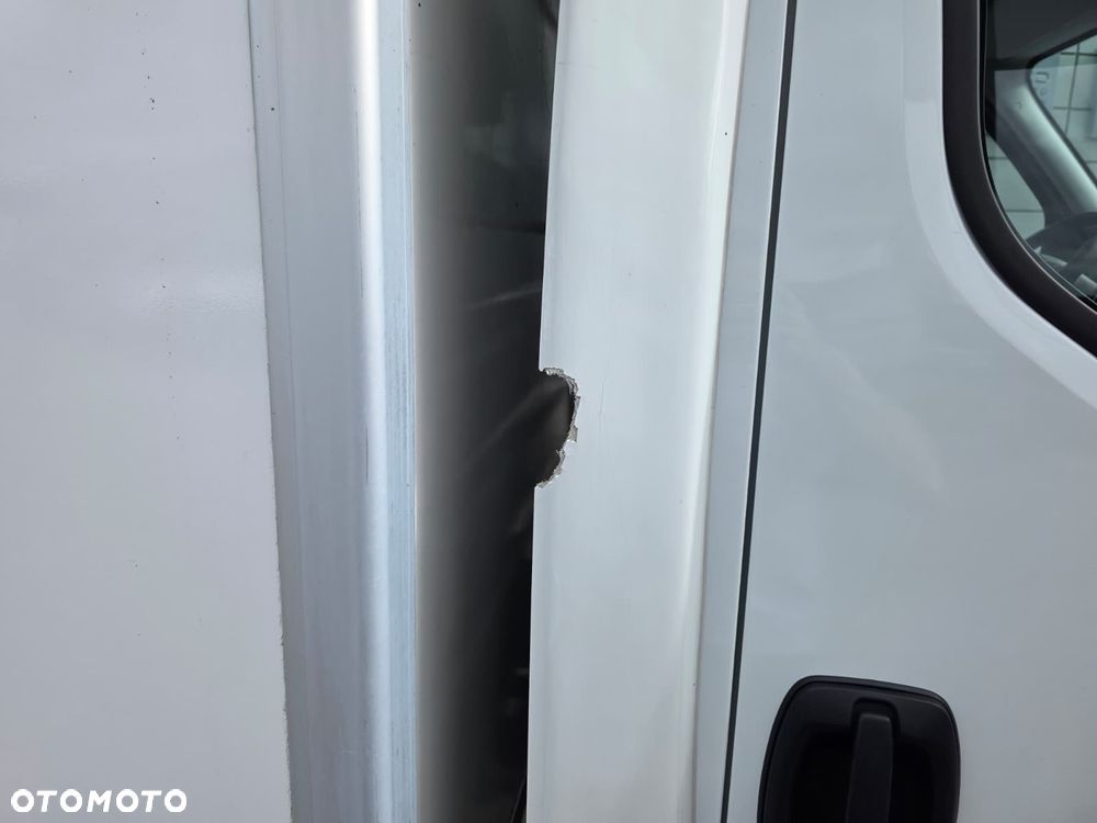 Iveco 50C18 Chłodnia Izoterma 8EP Krajowy Wzmocniony Ledy Nawigacja Aktywny Tempomat ! - 10