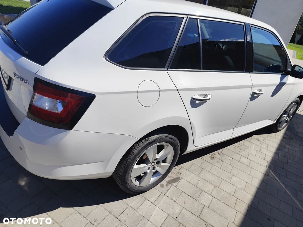 Skoda Fabia - 5